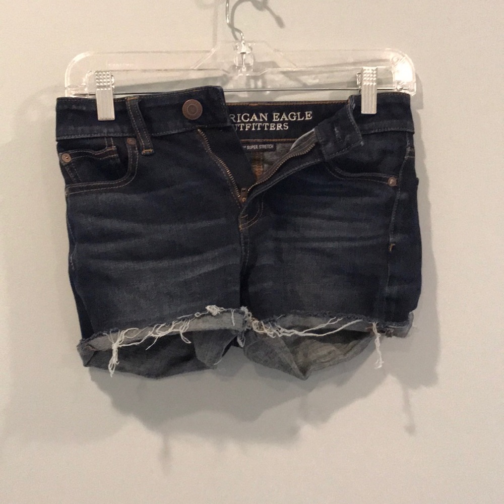 American Eagle only worn once distressed shorts
